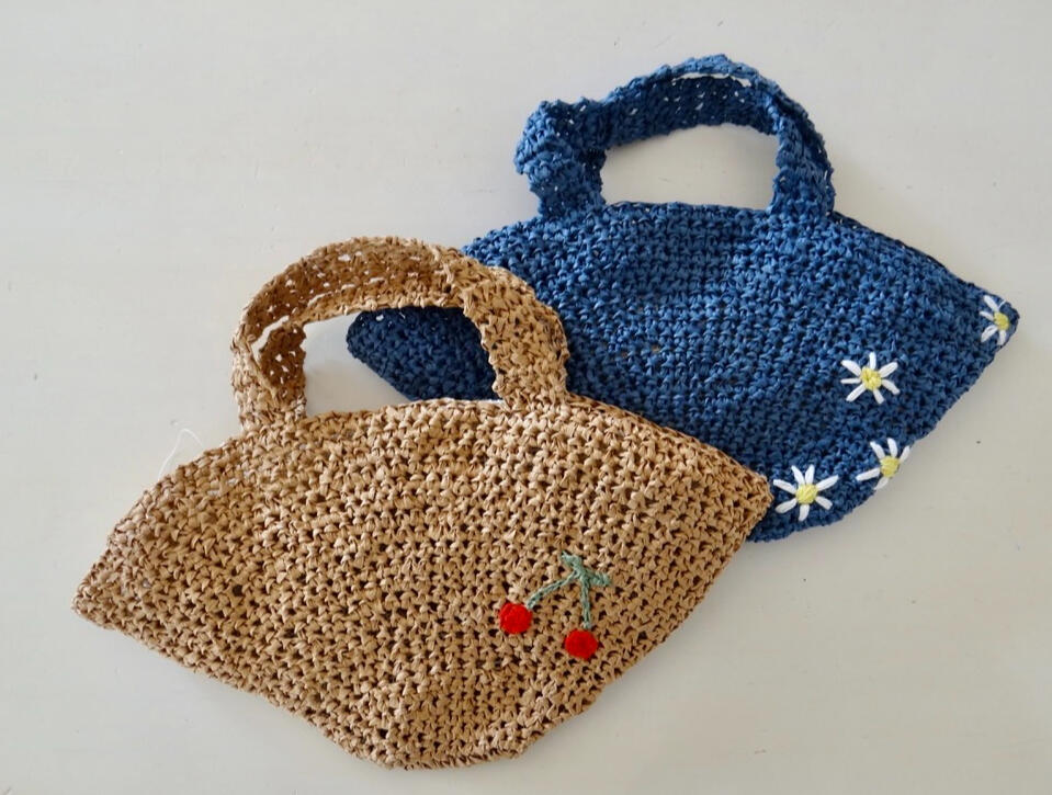 Modèle brodé: 65€